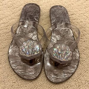 Mini Melissa flip flops